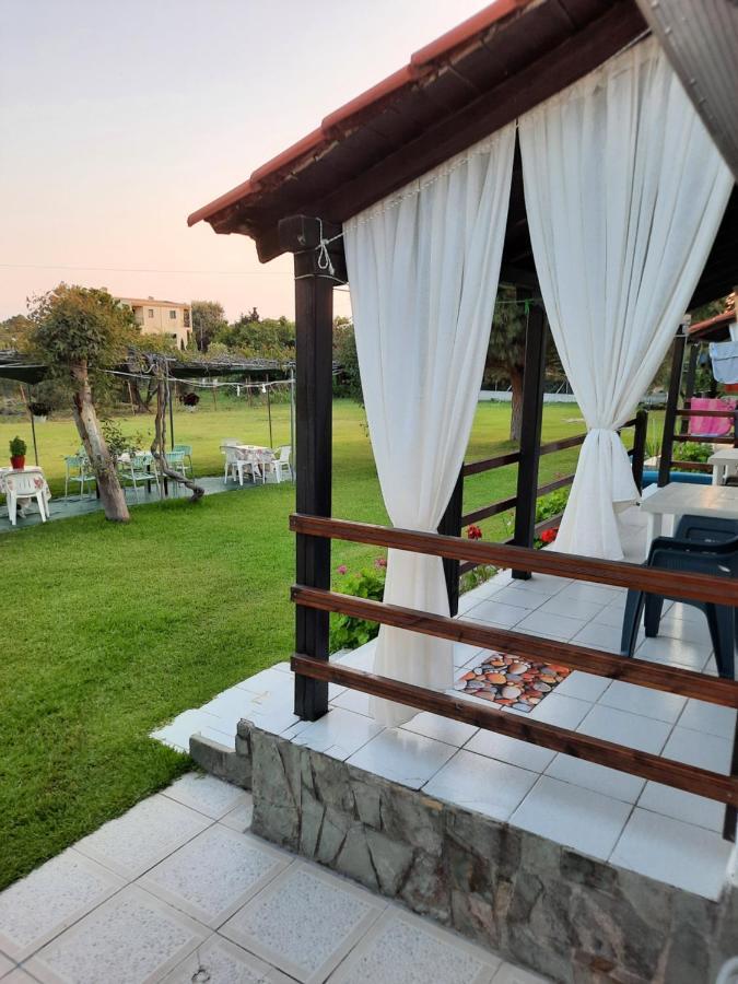 Bungalows Anestis Toroni Luaran gambar
